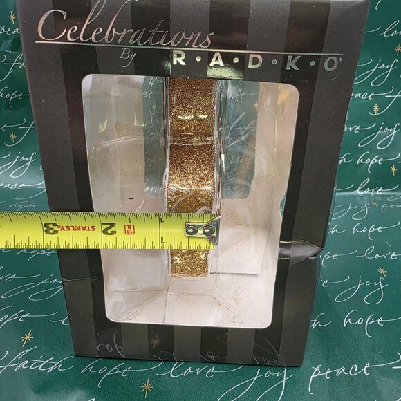 Christopher Radko Celebrations 25th Anniversary Glitter Gingerbread Ornament Box - Picture 4 of 10